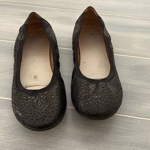 VIONIC women flats size 7.5 black